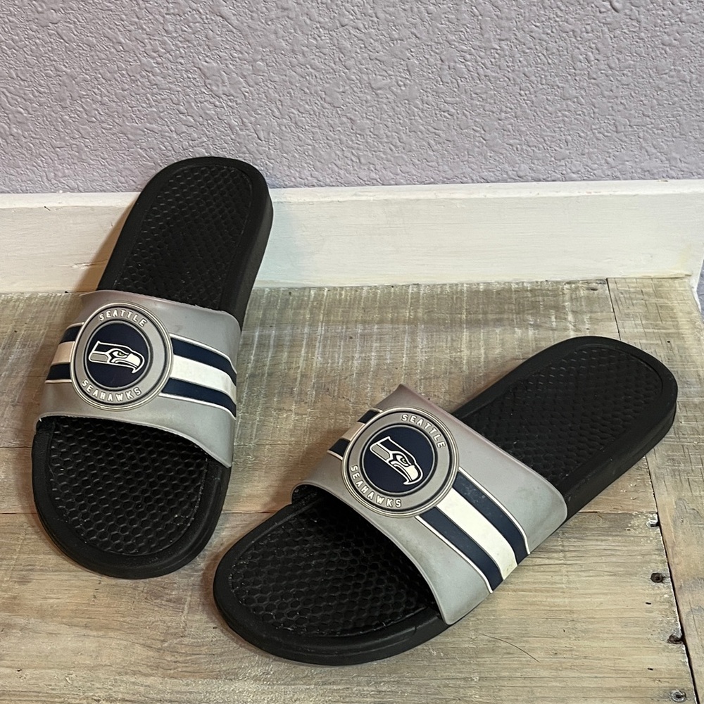 Seattle Seahawks Men's Slide Sandals - Black /blue and Gray Sz L 11-12